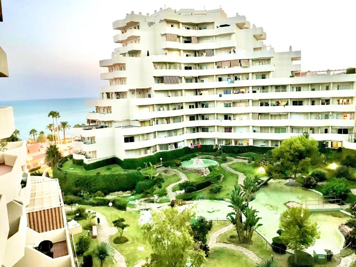 Estudio Benalbeach Primera Linea De Playa Benalmadena Exterior photo