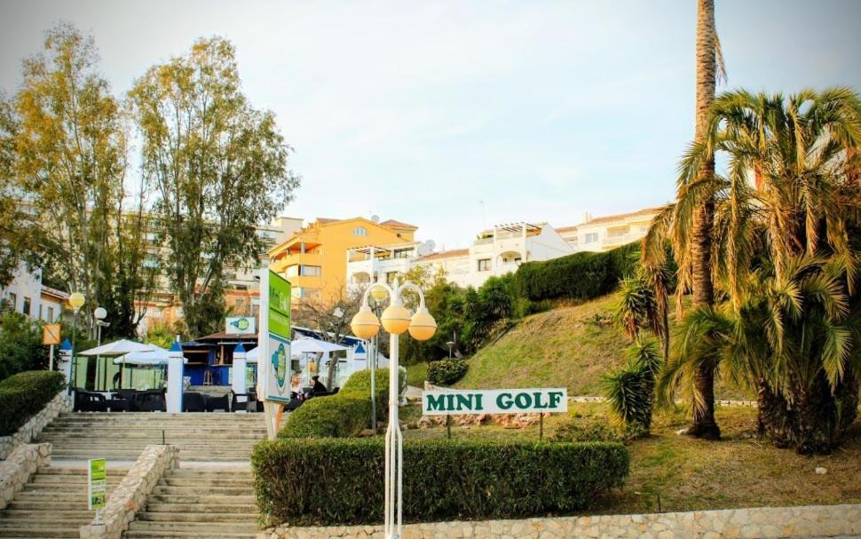 Estudio Benalbeach Primera Linea De Playa Benalmadena Exterior photo